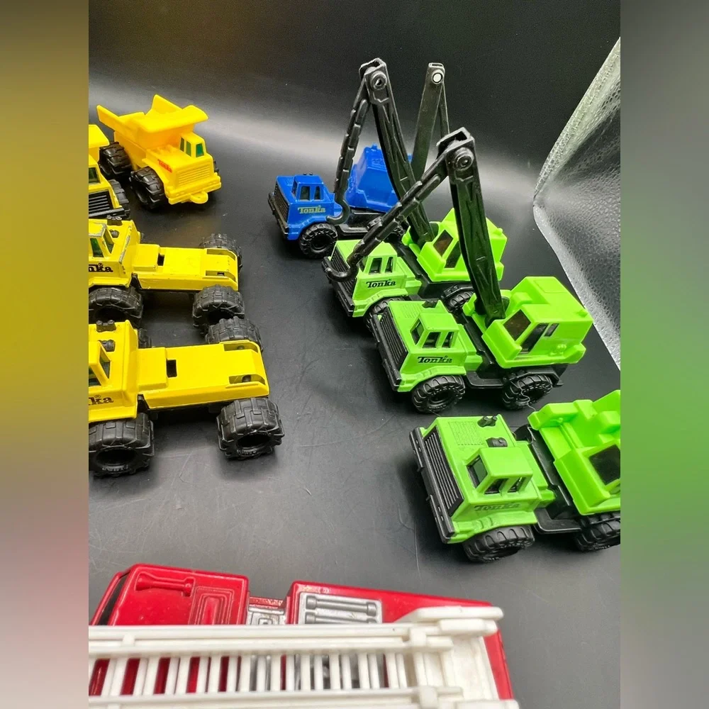 Tonka-Construction/Rescue‎ Vehicle Set-Red,Yellow, Green,Set of 14, 1992 & 1994